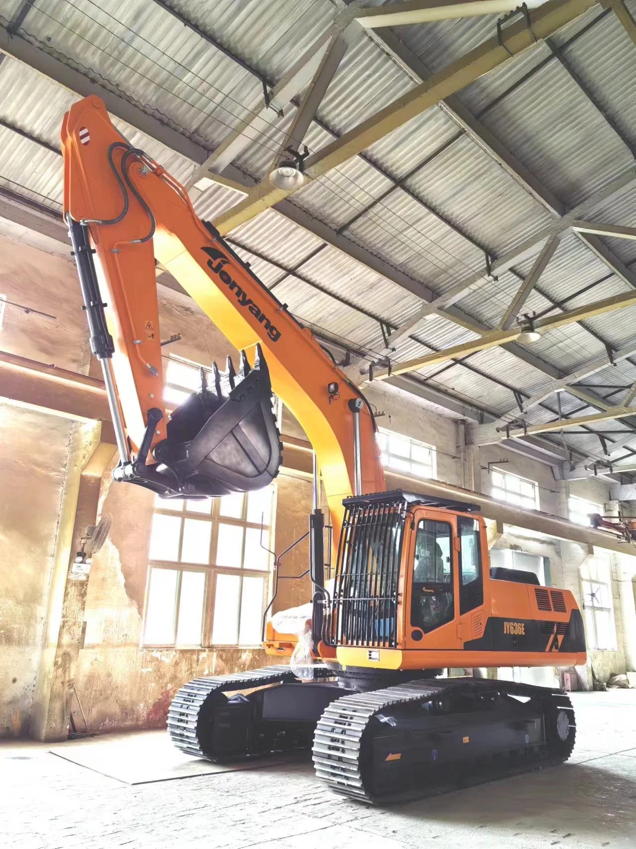 [2024 Year End Promotion] JONYANG Brand New 35T 1.53CBM Bucket Crawler Excavator JY636E on sale (With Cold Start)