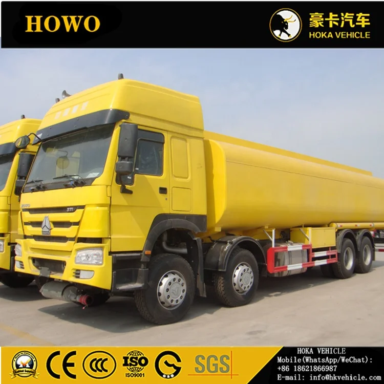  SINOTRUK HOWO 8X4 371HP 28CBM топливный танкер модель
