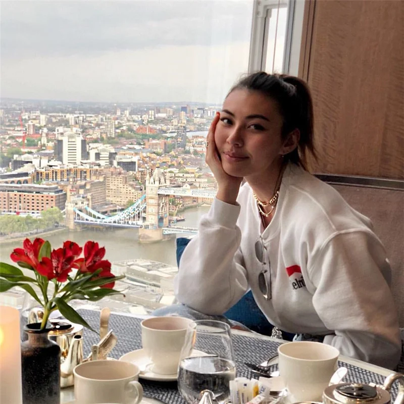 
JESSICA Wholesale Women Hoodies Long Sleeves Crop Top Gym Wear Clothing Customised Embroidered Sport Woman Clothes Fitness Wear 