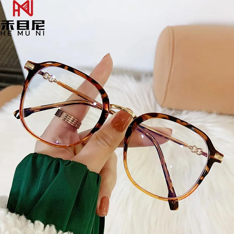 7117  New fashionable anti blue light high-definition anti fatigue reading glasses for women