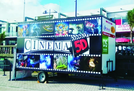  Развлекательные комнатные игры оборудование для семейного кинотеатра 5D 7D кинотеатр грузовик