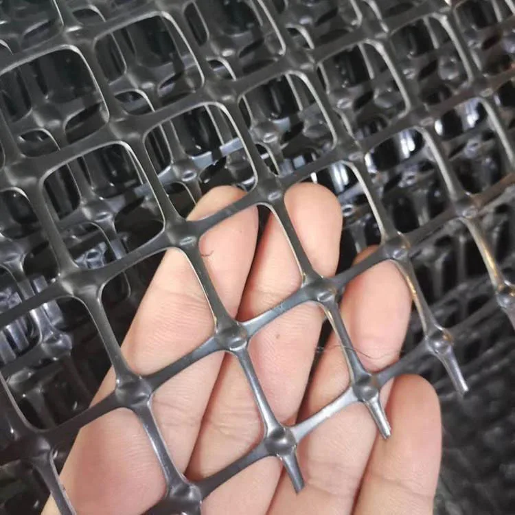 High Tensile Strength 15KN-50KN PP Biaxial Geogrid for Soil Stabilization Plastic Biaxial Geogrids