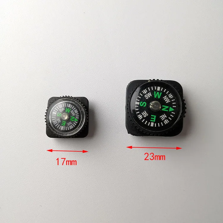 Made in China leather case compass can be worn with a watch less than 2mm wide with an outdoor orienteering compass