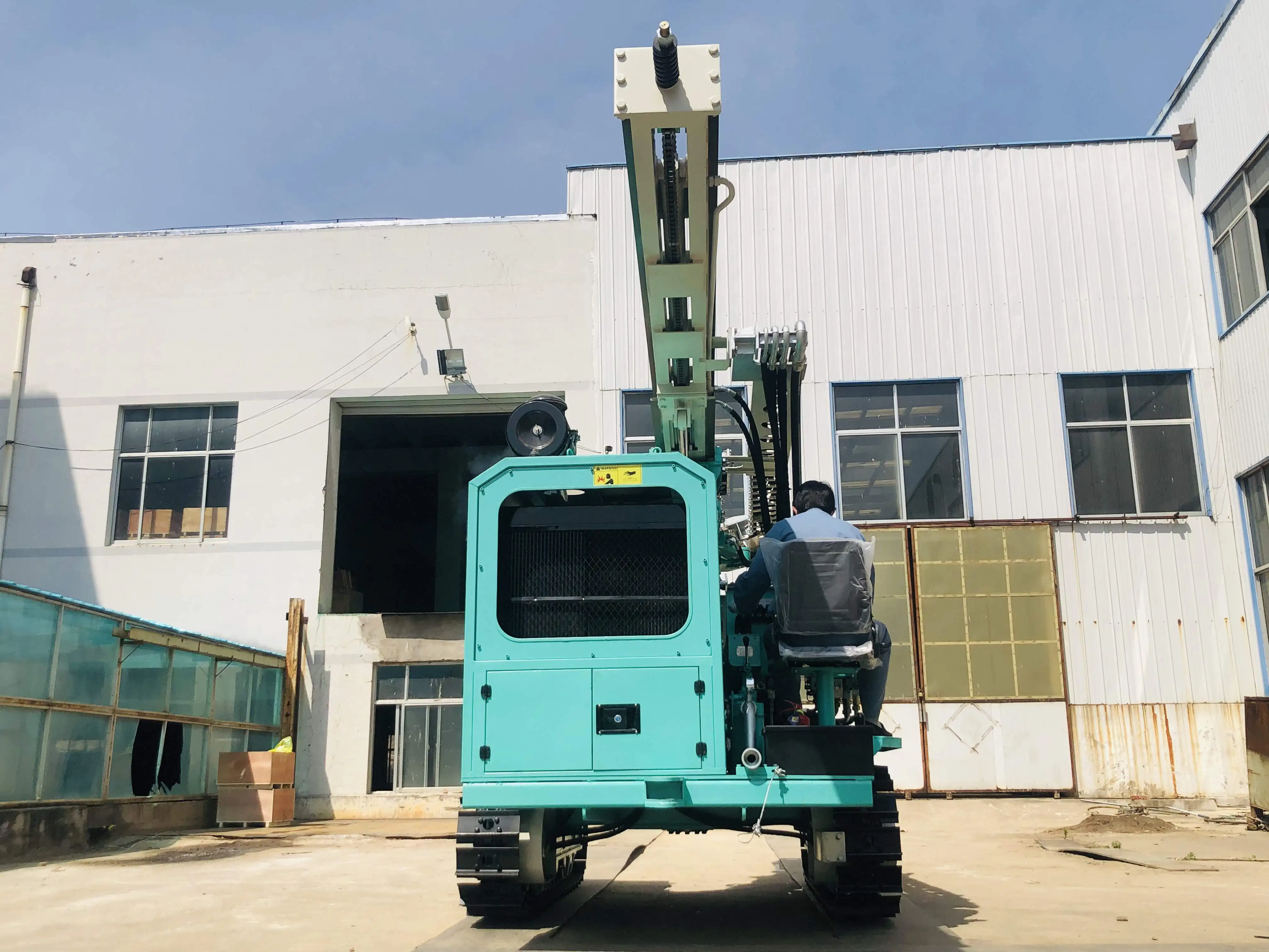 electric solar ramming machine small vibratory pile hammers piling rig pile driver