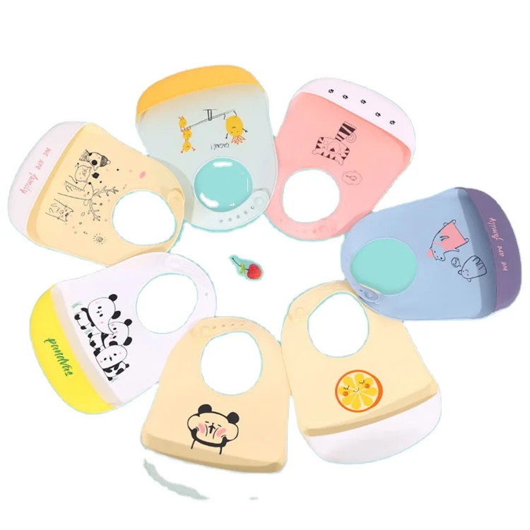 Adjustable Baby Bibs Newborn Aprons Selling Easily Clean Food Grade Waterproof Silicone Baby Bib With Cute Cartoon Pattern Print
