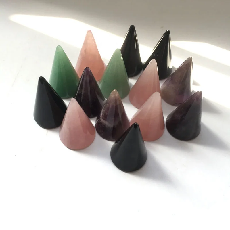 Natural quartz crystal Cone Shape Jewelry Display Holder Ring Stand Support New Fashion