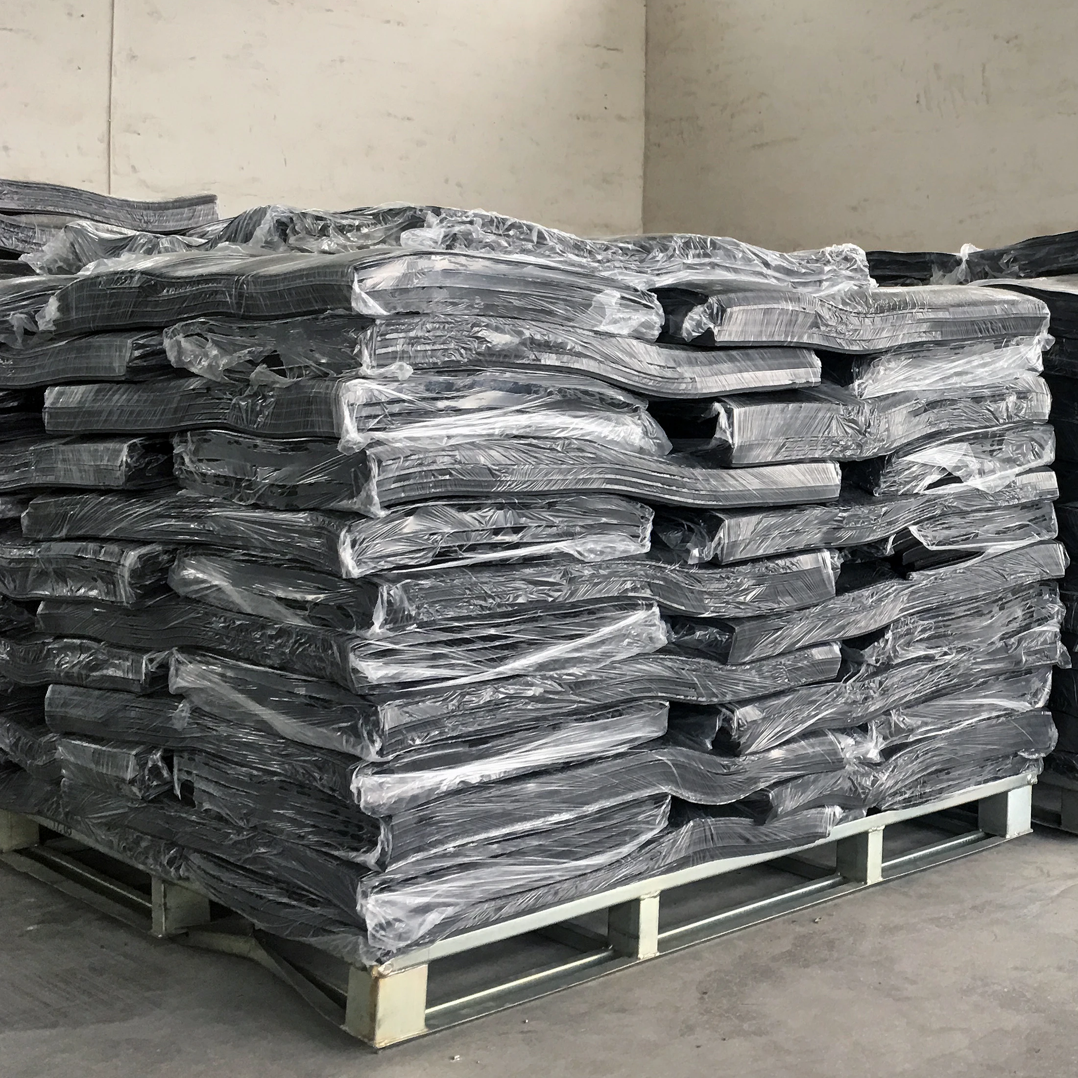 Высокопрочная восстановленная Резина без запаха