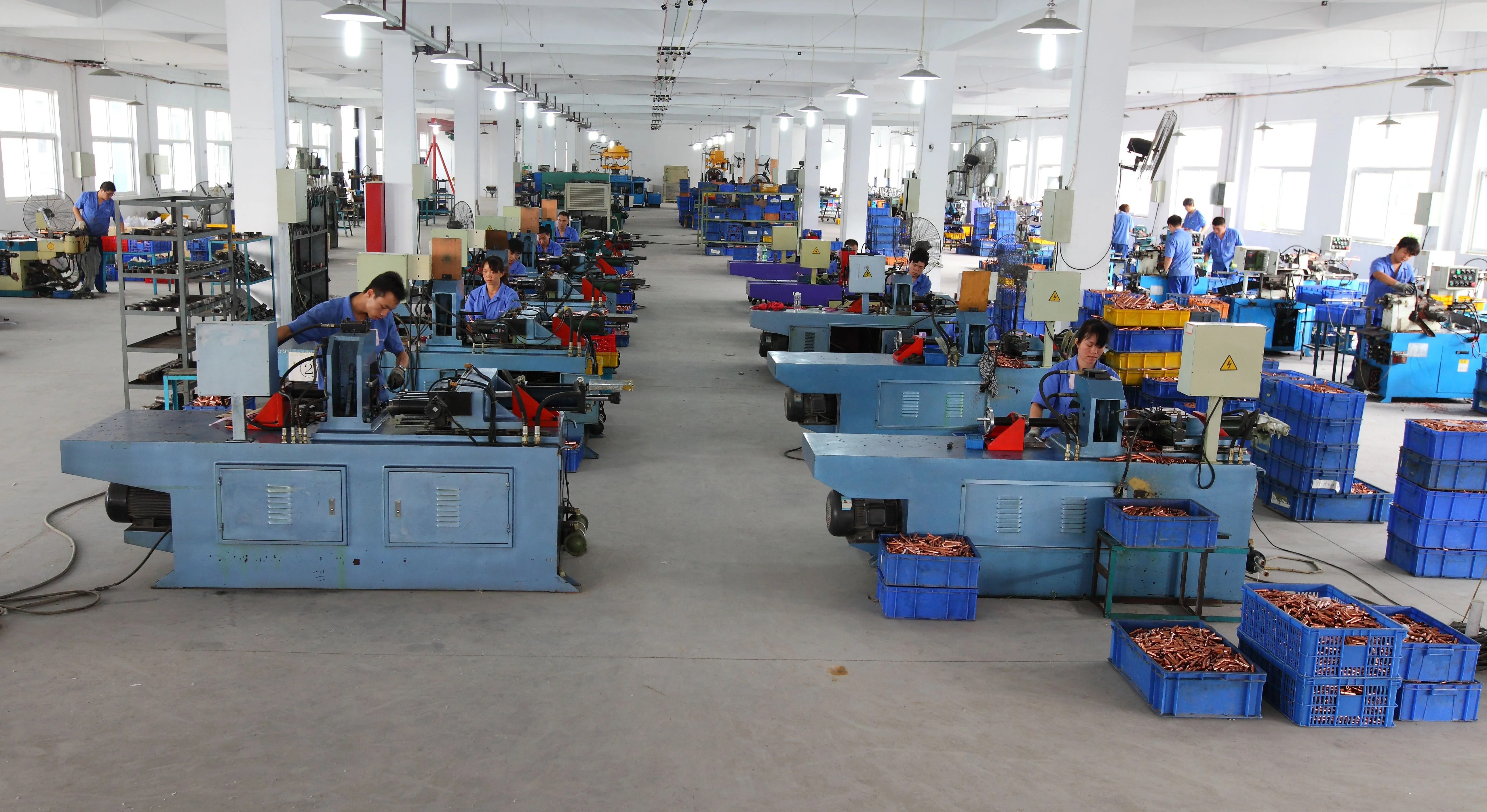 Wholesale customized good quality copper tee reducing 45 degree  elbow copper branch pipe for Daikin