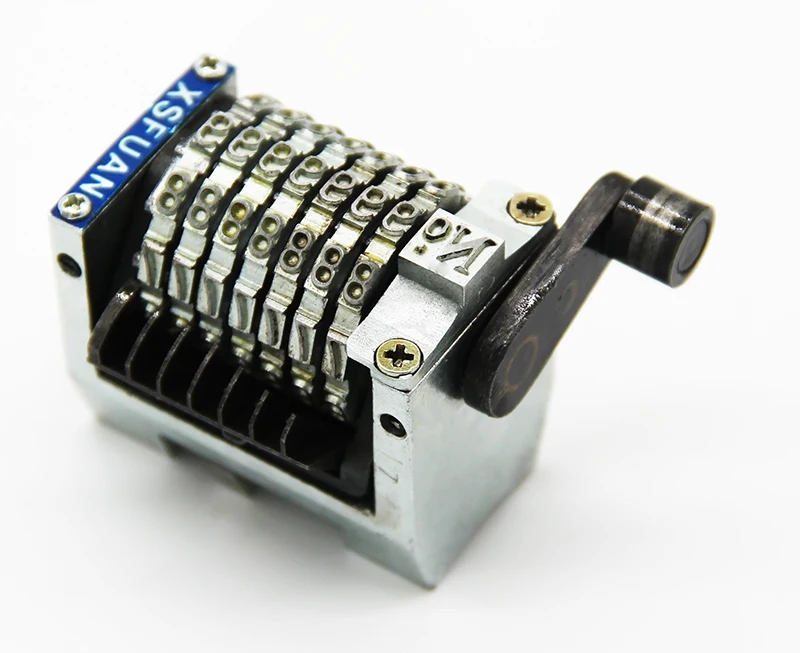 Вращающаяся головка устройства с нумерацией 7 цифр