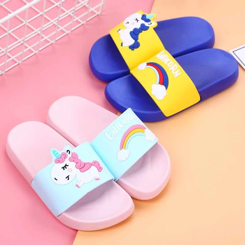 Детские тапочки с забавными персонажами из мультфильмов Единорог Костюм детский для детей ясельного возраста Носки маленьких девочек и мальчиков Нескользящие шлепанцы ванной; Для родителей детей; Обувь флиса кораллового цвета