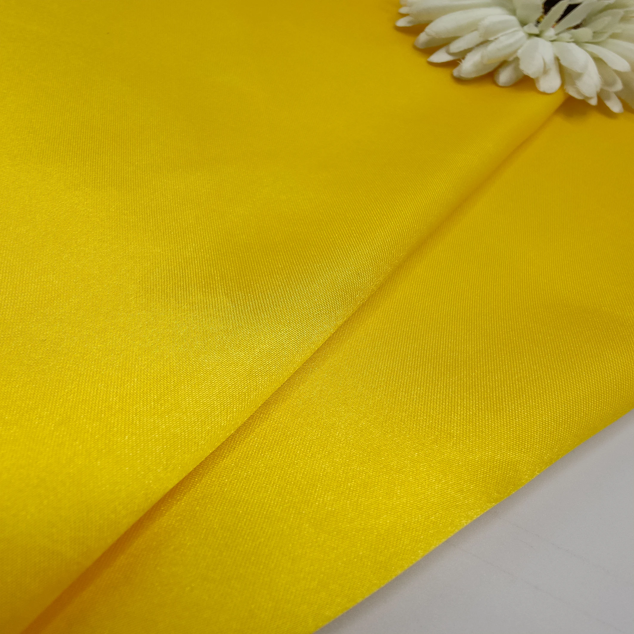 Fashion Wholesale New Design Soft Waterproof Textile Silk 100% Polyester Satin Fabric For Bridal Wedding