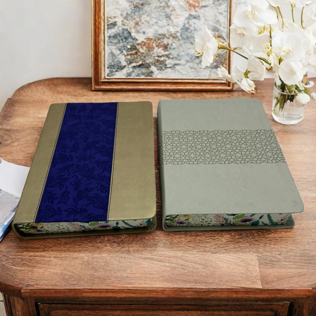 OEM поставщик книжка-раскраска печать на заказ серебряная фольга мягкий чехол из искусственной кожи религиозная английская испанская святая Библия