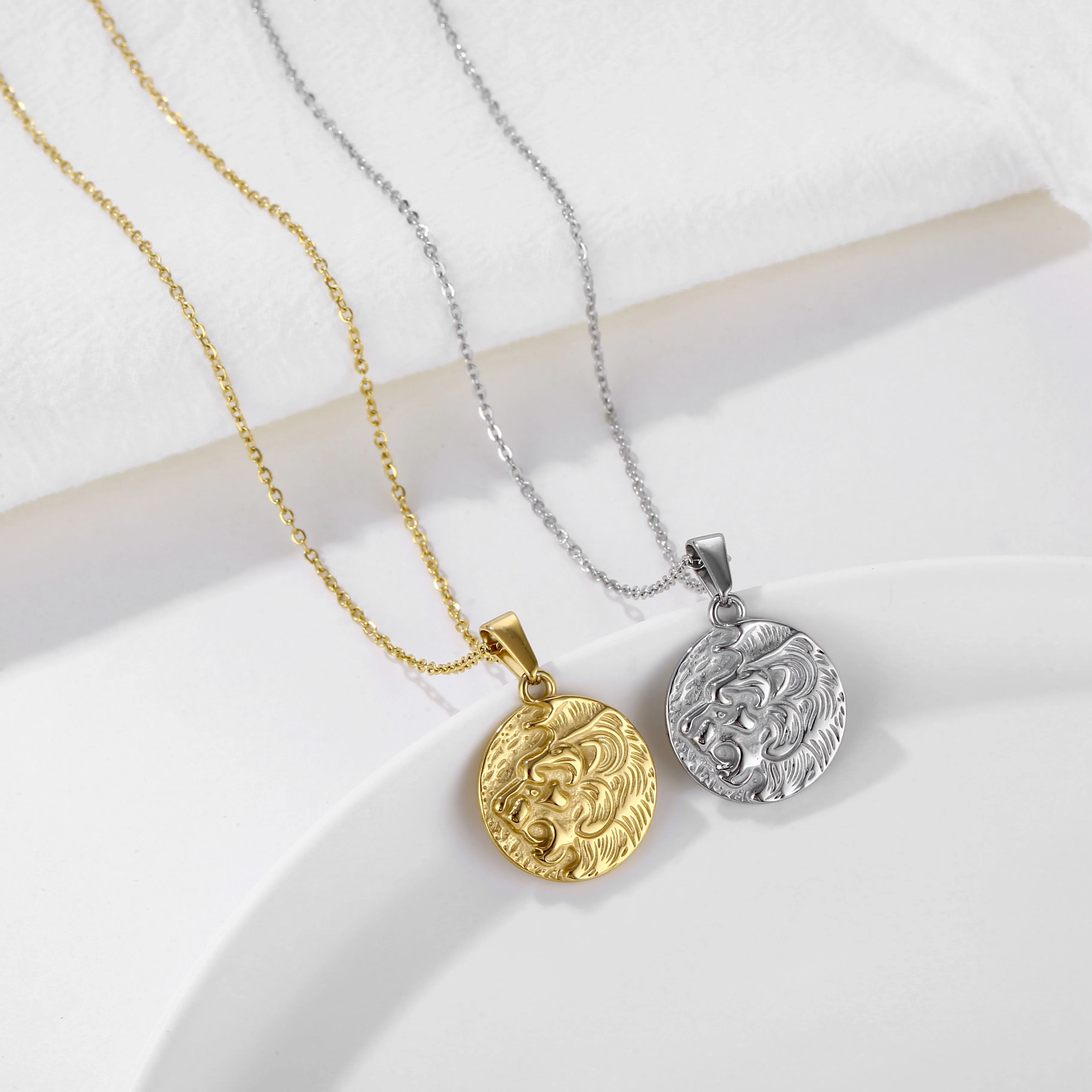 Fashion Jewelry Stainless Steel Silver Vitruvian Pendant Ancient Greek Mythology Roman Coin Da Vinci Vitruvian Charms Necklace