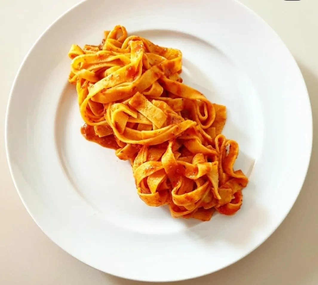 Private label best high quality italian Tomato pasta sauce with basil canned made in Italy top for dressing pizza pasta red