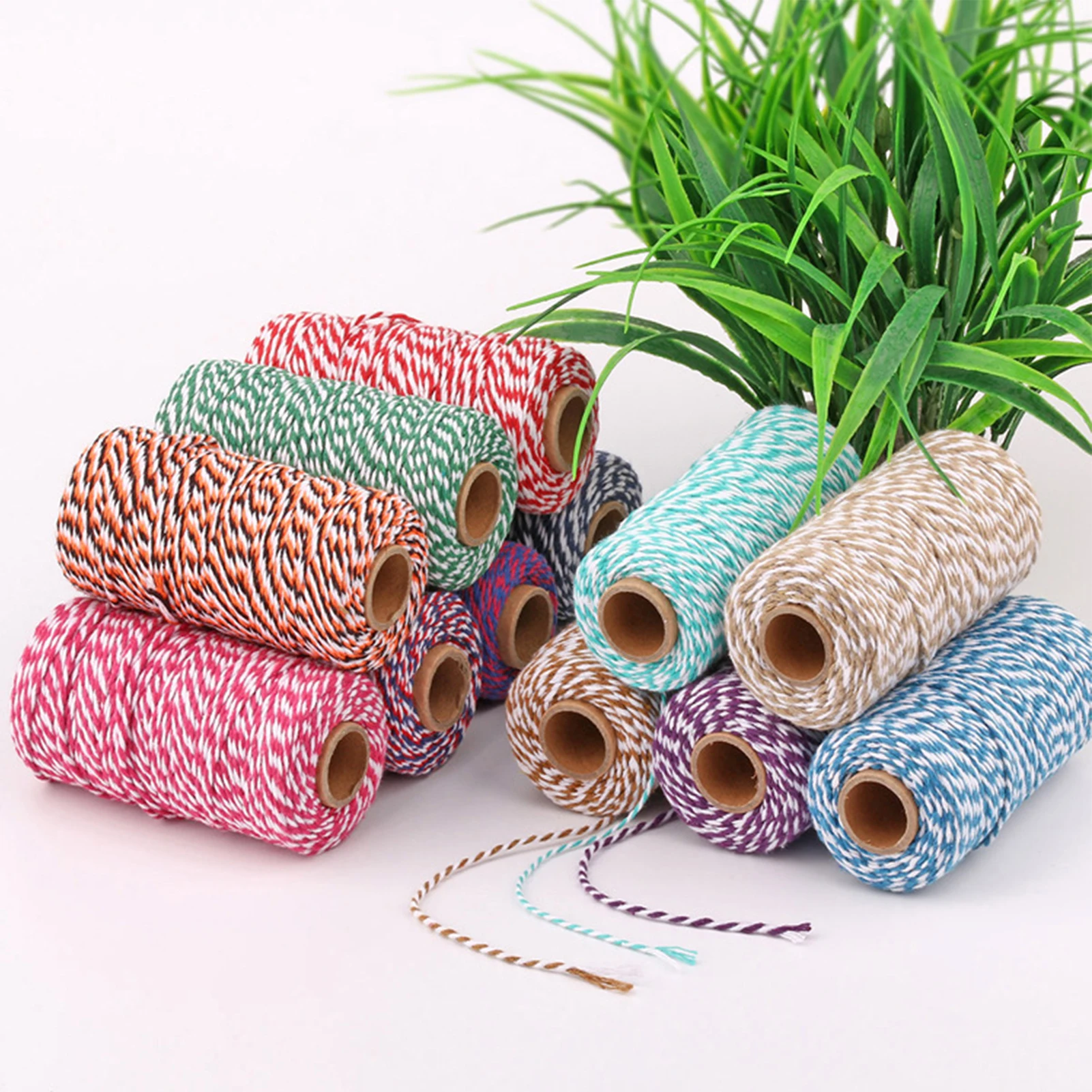 Wholesale Cheap price 3-strand twisted cotton bakers twine rope thread green and white macrame cord 2mm twisted cotton rope