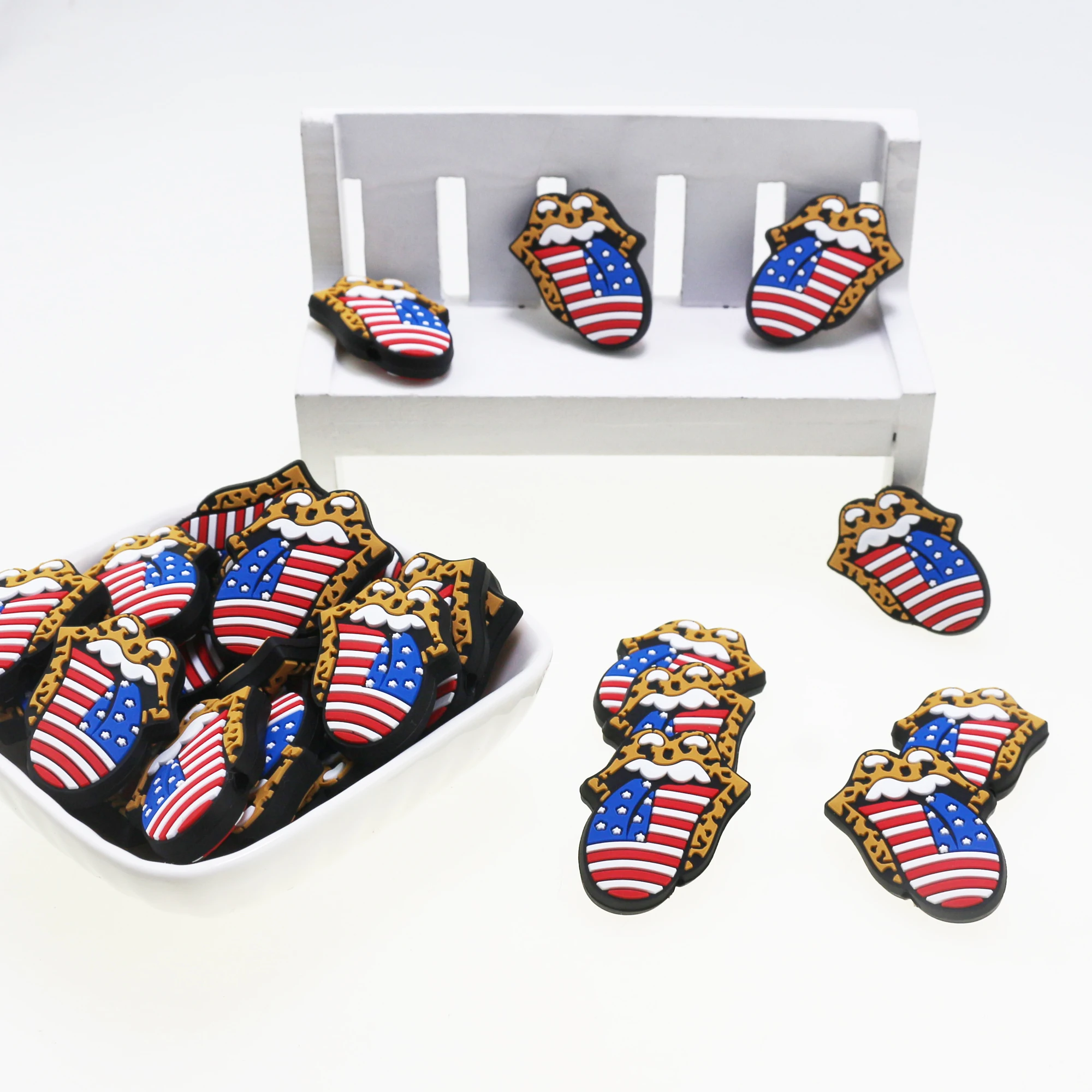 New 2022 Food Grade Cute American Flag Shaped Baby Teething Leopard Cheetah Focal silicone Beads