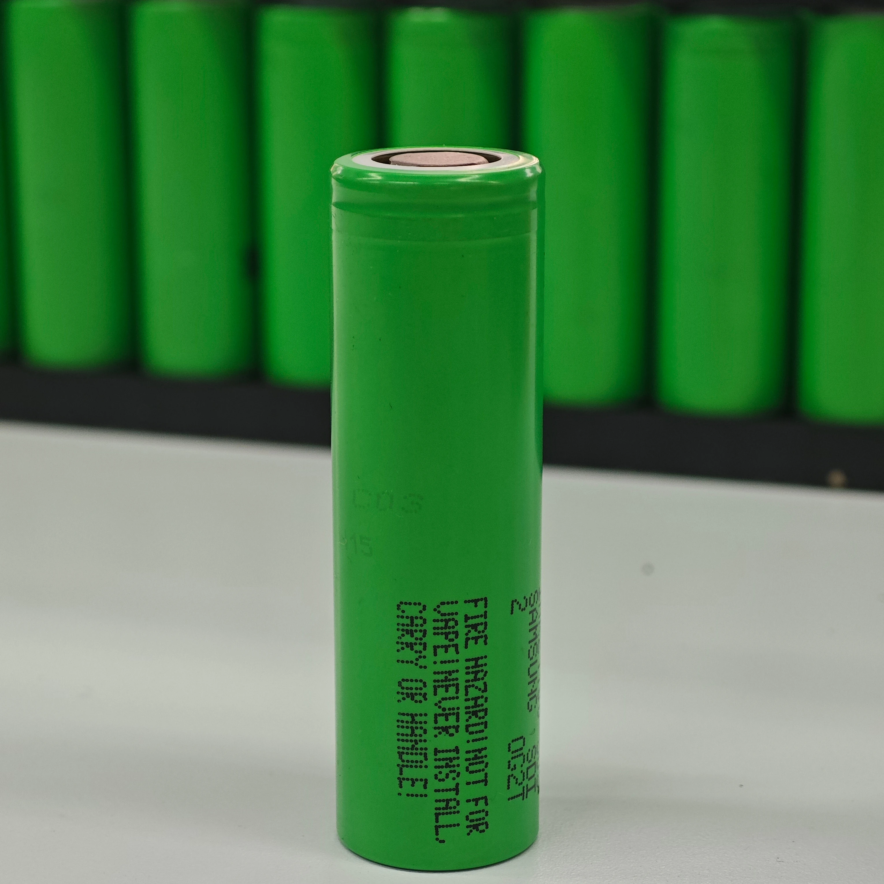 21700 3.7v Battery 50G 50S 5000mah 25A Lithium Battery for 21700 50S 21700  50S for Battery Pack 12V 24V 100ah 200ah 300ah 50ah