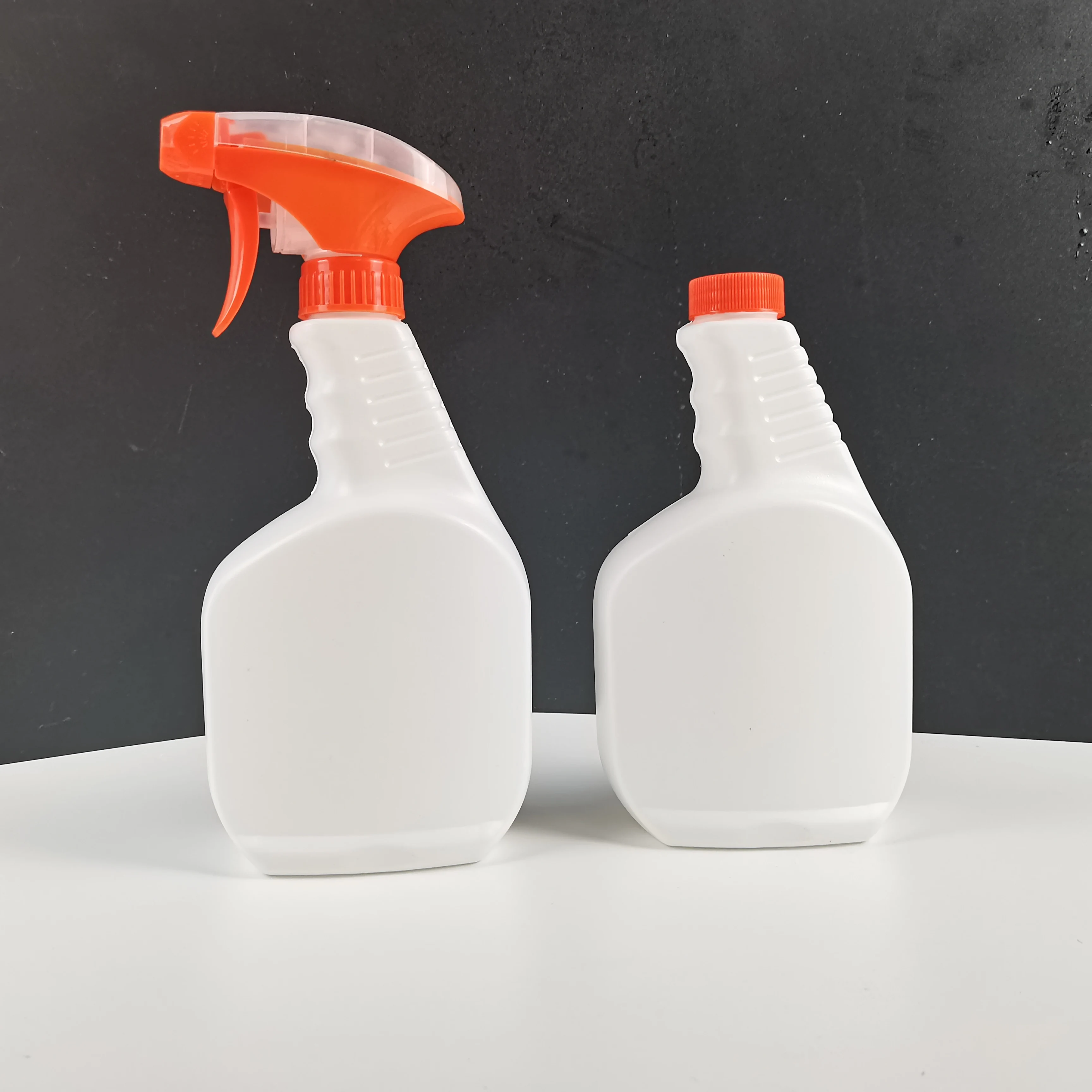 Spray Plastic Bottle HDPE Factory Sale 300ml Trigger Spray Bottle