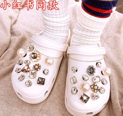 
2021 crocodile hole shoes PVC accessories lace ornaments decorative accessories ladies sandals wholesale shoe access 