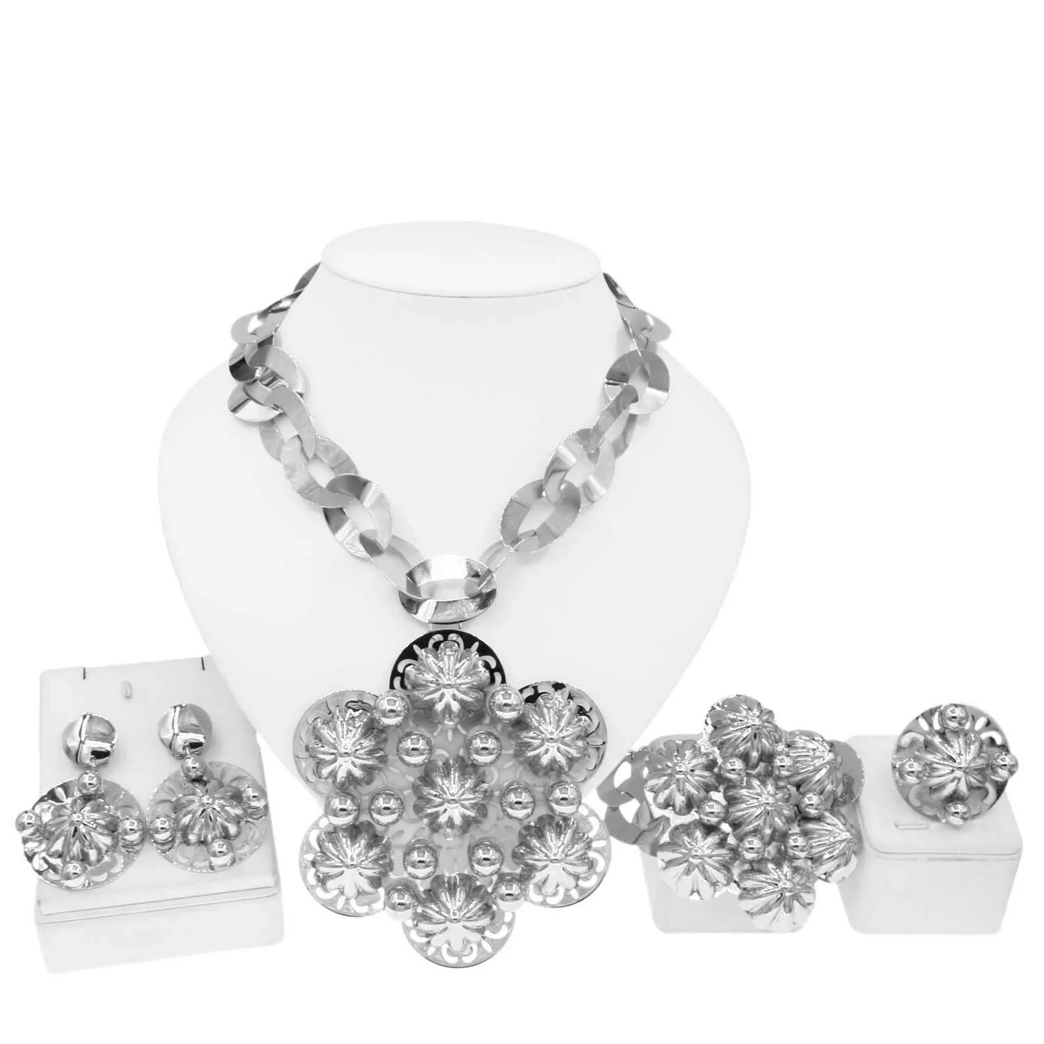 Fashion Classic Jewelry Brazilian Gold Style Big Flower Pendant Jewelry Set African Fashion Women Gift Party Costume Accessories