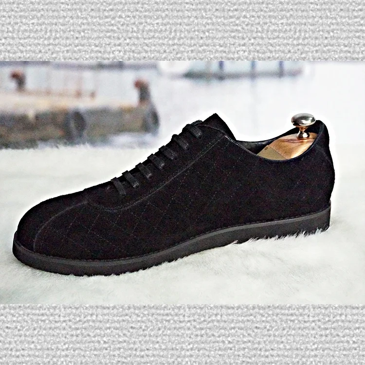 Hot Selling 2022 New Fashionable Leather Sports White Footwear Shoes Nice Running Sports Shoes for Men Wine