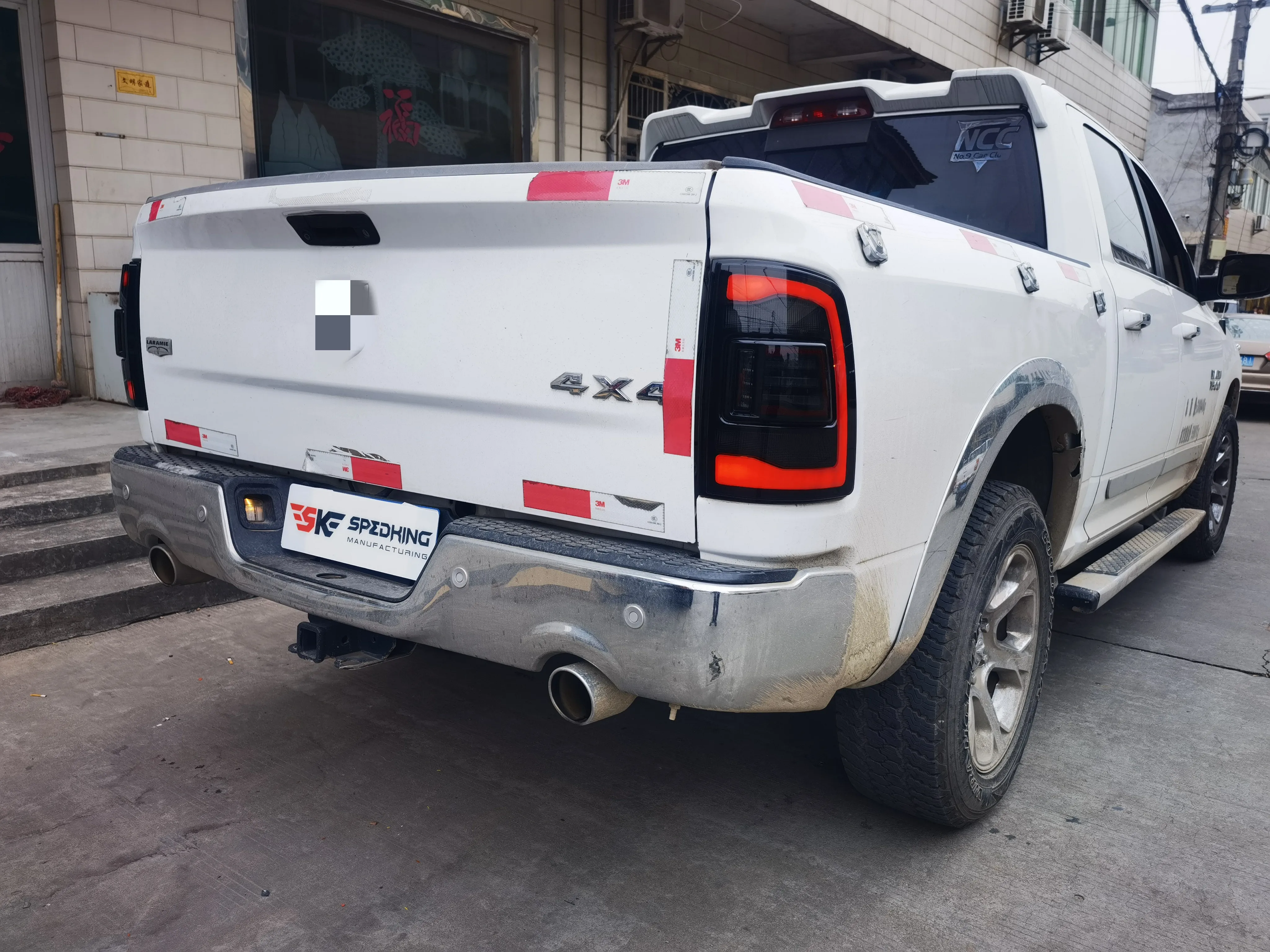 09-18 Hot Sale 4x4 auto tuning accessories taillights with running light for dodge ram 1500