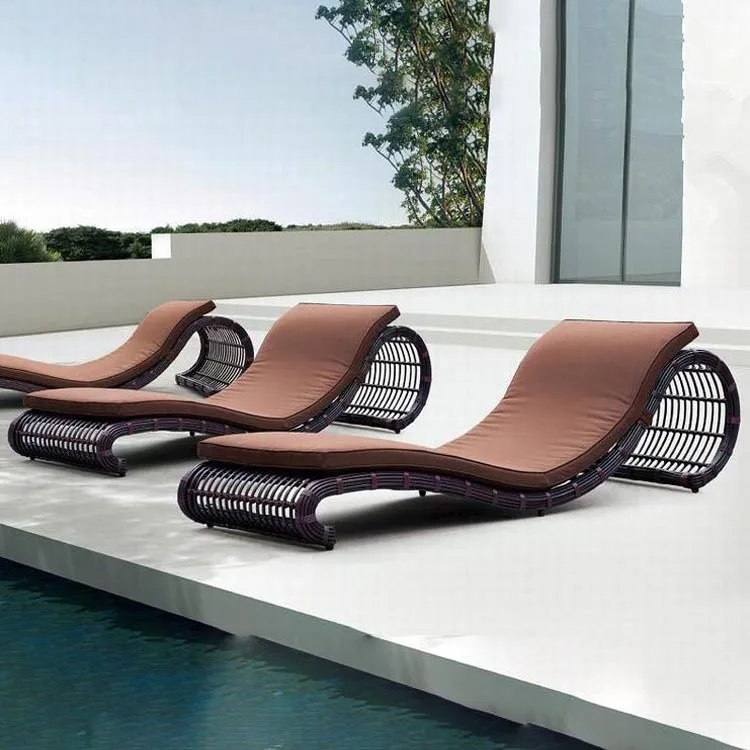 Outdoor Furniture Sunbed Long Reclining Single Patio without Cushions Daybed Patio seating Lounge Chair Rattan Sun Loungers