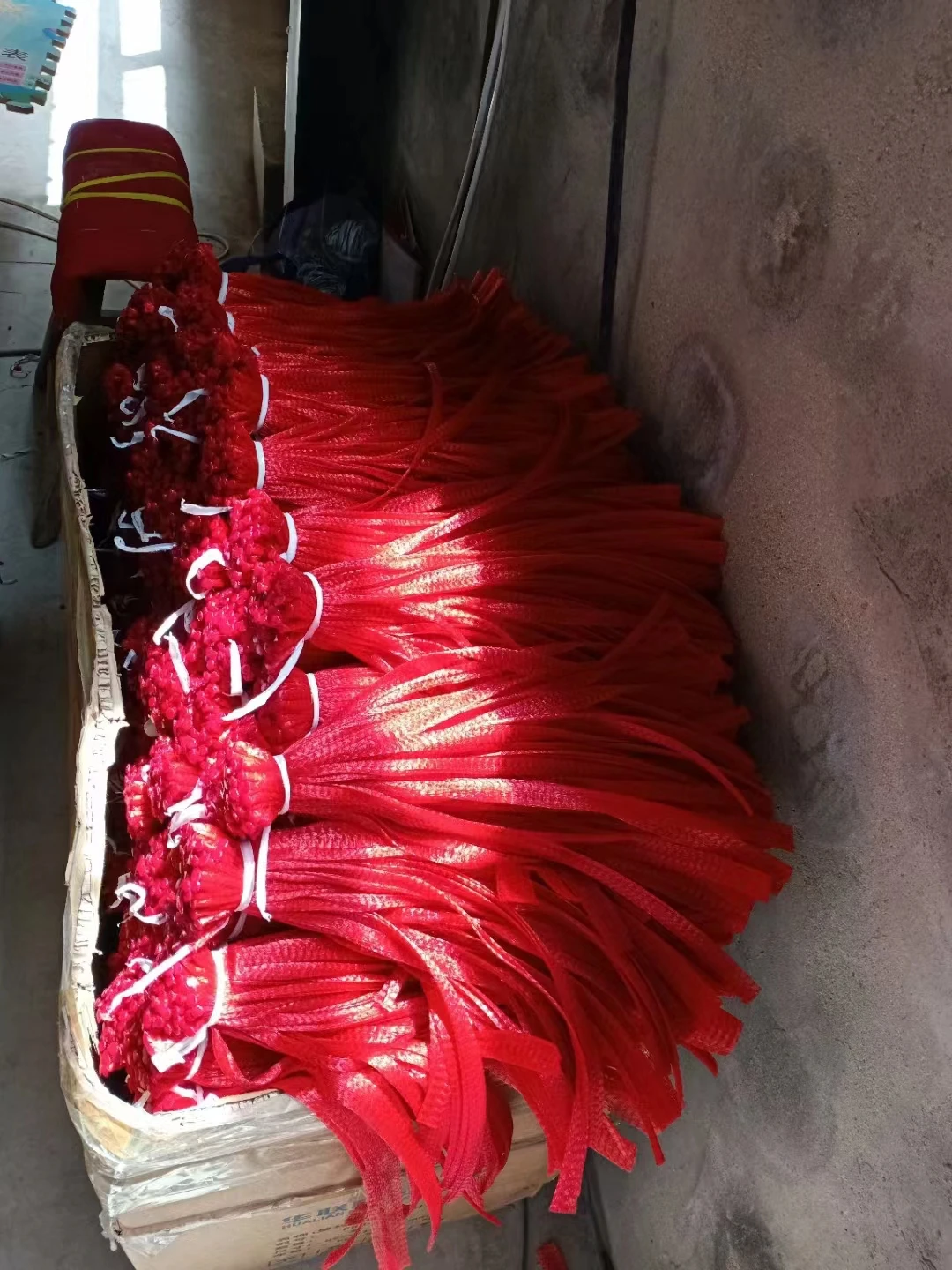 Wholesale Small Packing Net Bag PP Mesh Bag for Onion Potatoes Garlic Garbage Vegetable