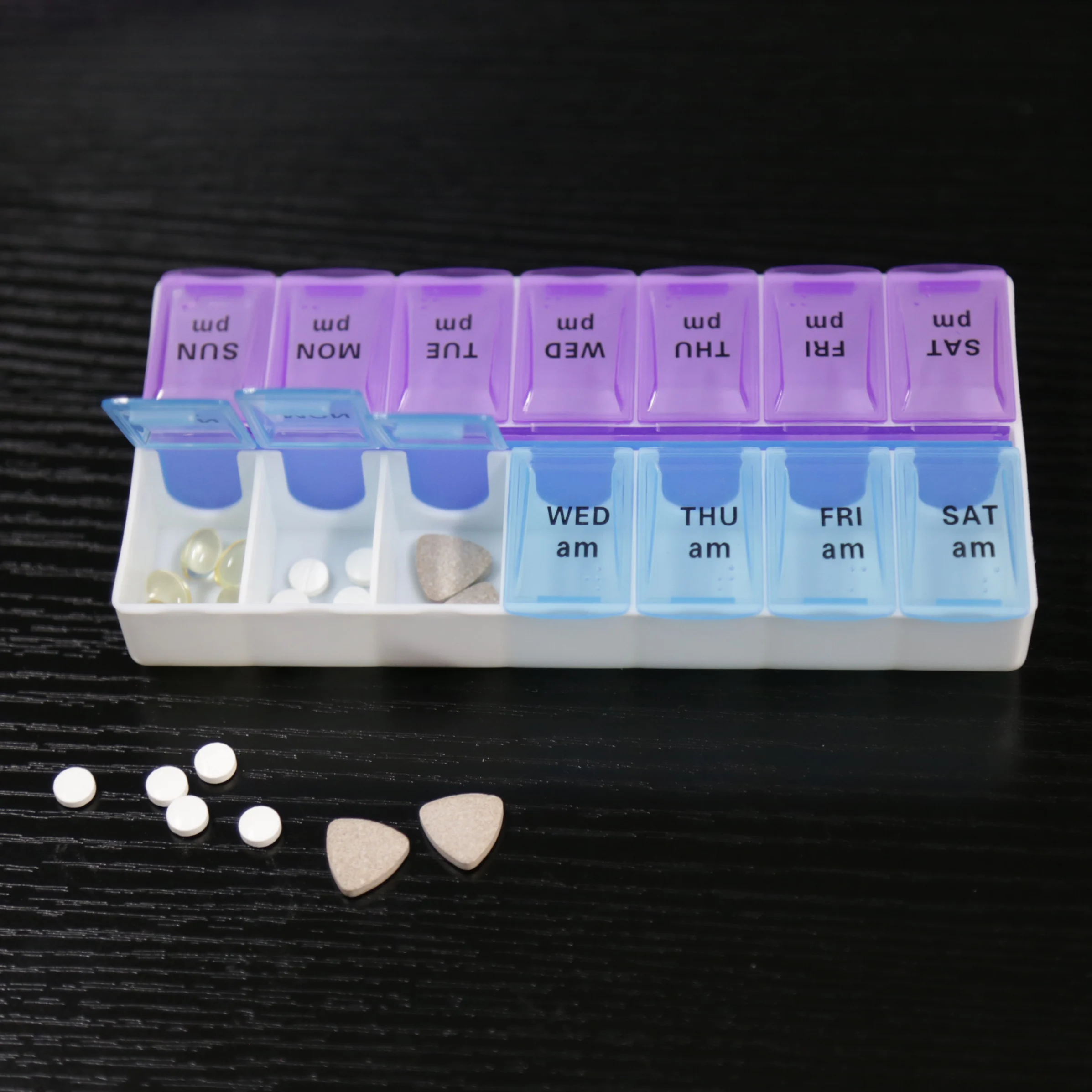 Weekly Pill Organizer, 7 Days Portable Travel Pill Box, Large size Plastic Pill Box