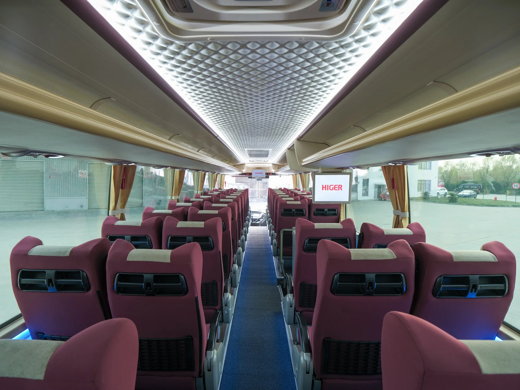 Brand New Higer Buses Luxury Seats Tour Coach Buses For Sale China Coach Bus