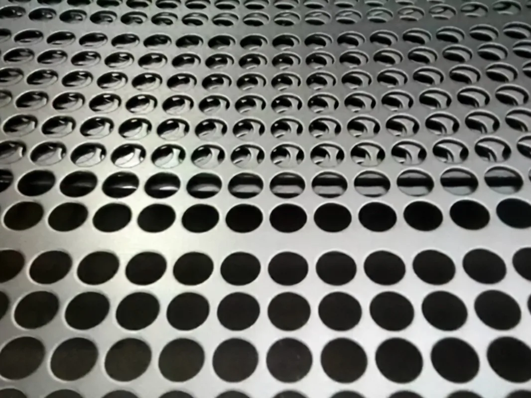 Manufacturers direct selling decorative sheets for crafts punching perforated metal mesh