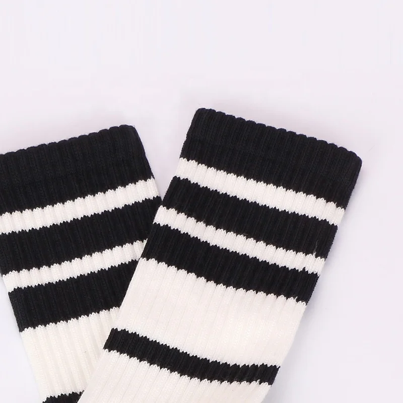 
Flat Moisturizing Custom Printing Embroidered Bulk Wholesale Socks 
