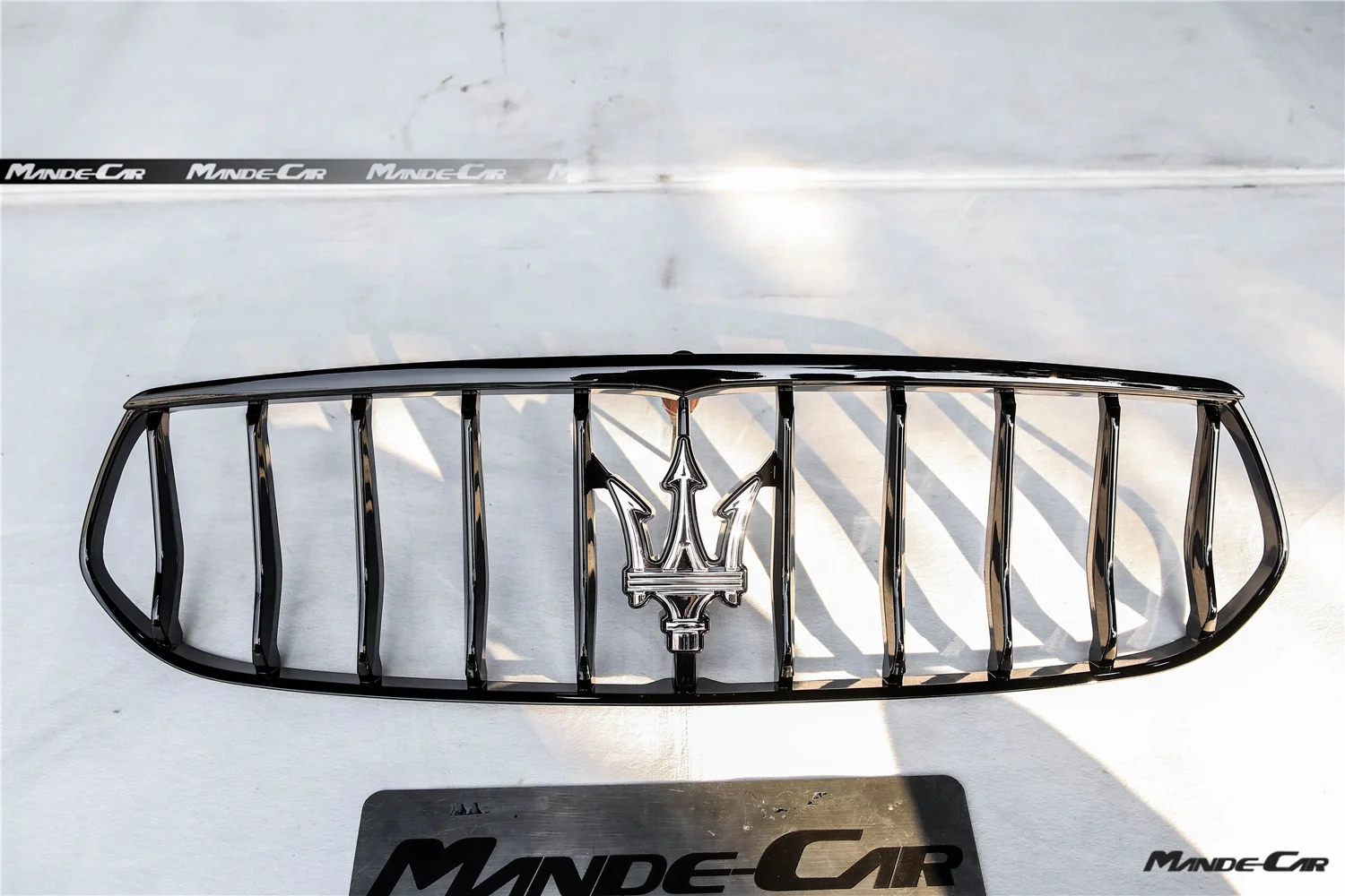 High quality Front Grille Bodykit For Maserati Quattroporte Front Bumper black Grille m156 Autopartes 2013-2020y Car Accessories