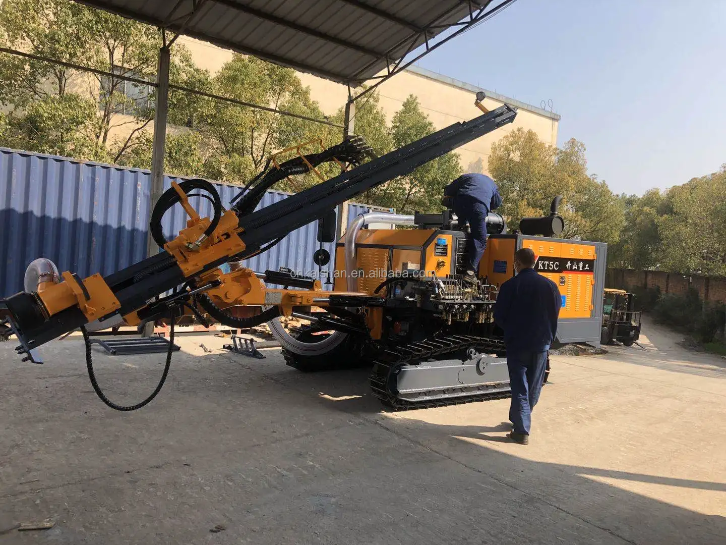 Kaishan KT5C 25m High Quality Pneumatic Mine DTH Drilling Rig Machine