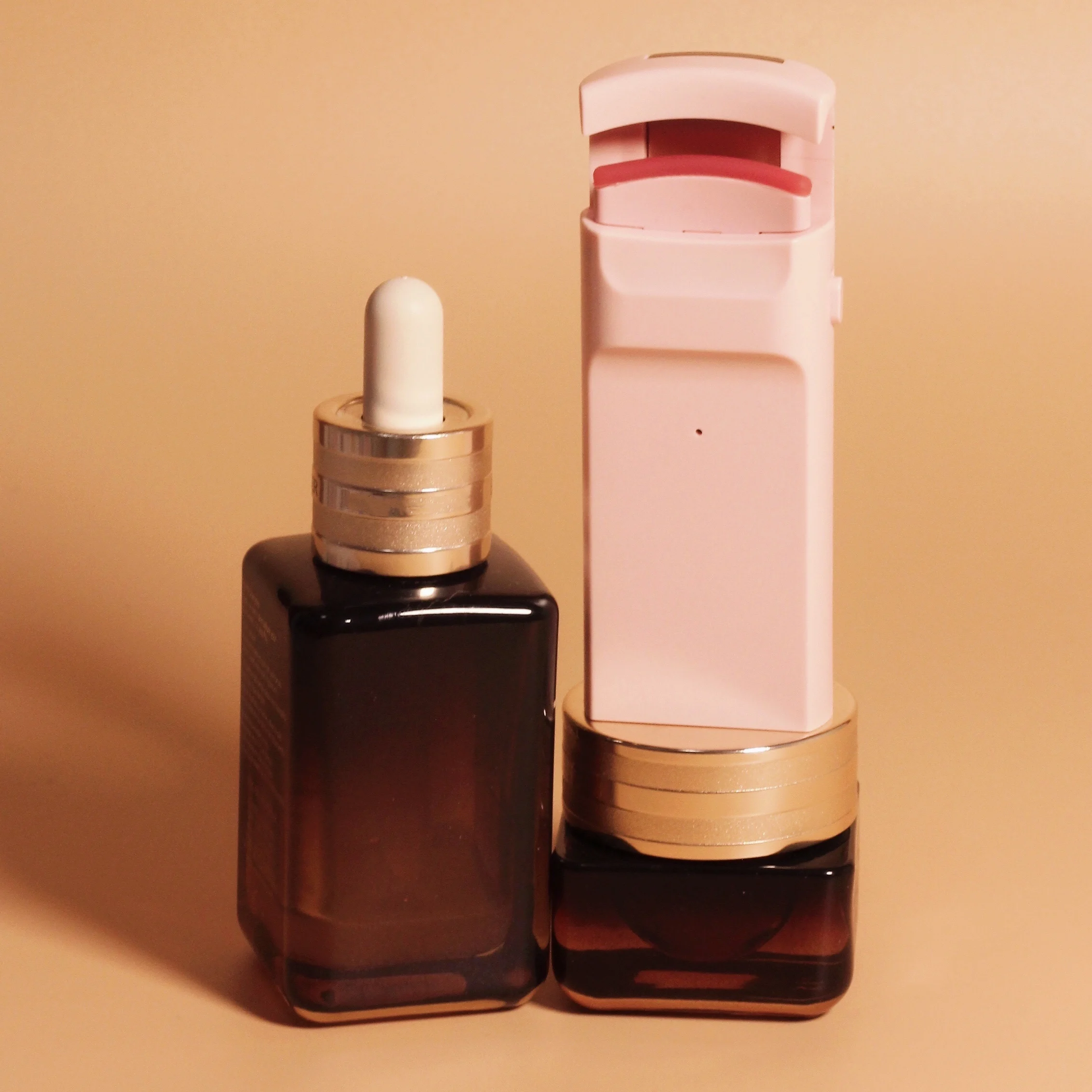 2022 USB Rechargeable Mini Pocket Electric Heated Eyelash Curler