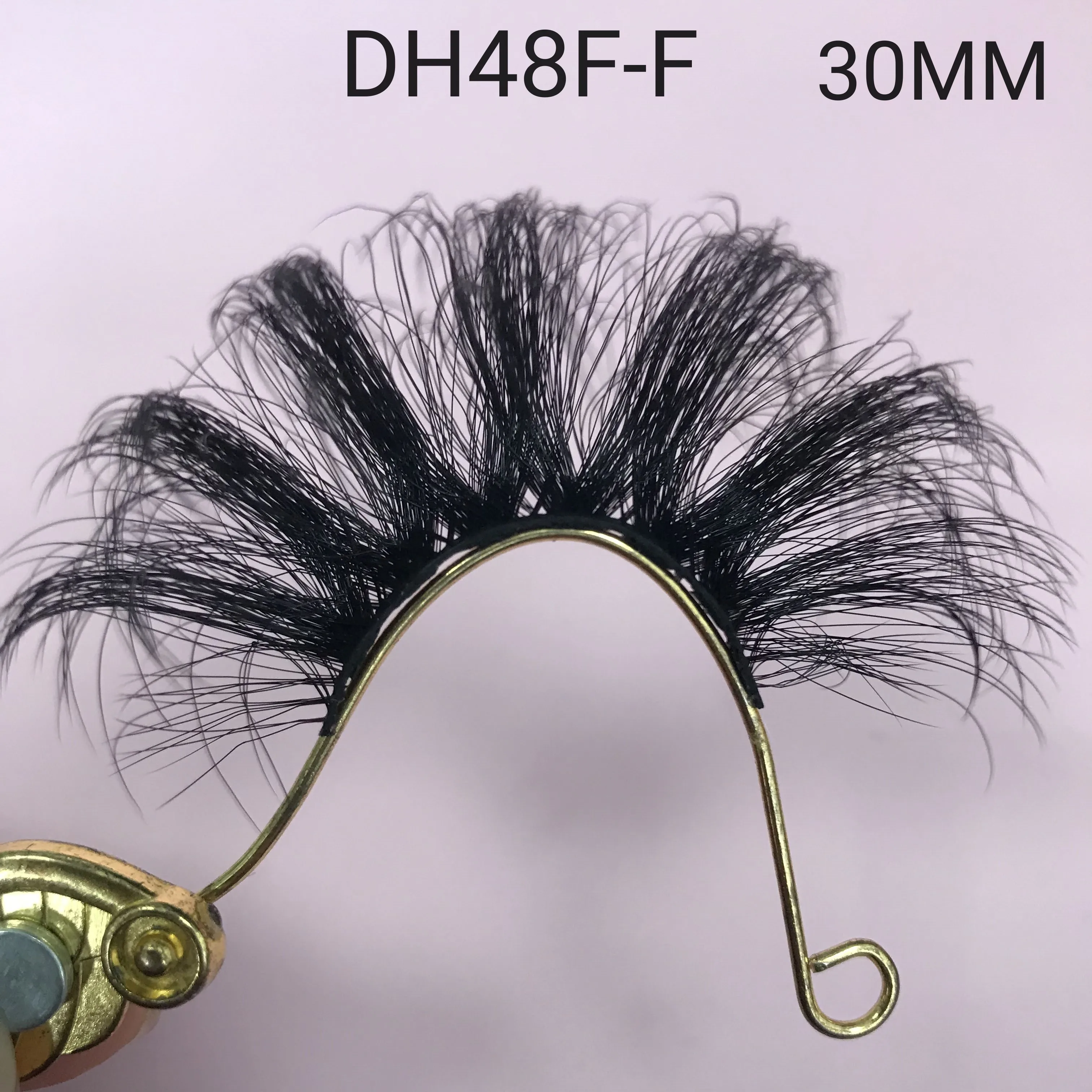 Glow plumping bottle vegan luxury box packaging custom peel off hello kitty cute luxury tubes wholesale lipgloss lip stick lip