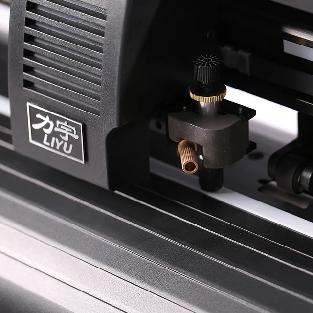 Multifunctional GF1521 Cutting Plotter 1350 cutting plotter machine with Versatile Usage for Various Materials