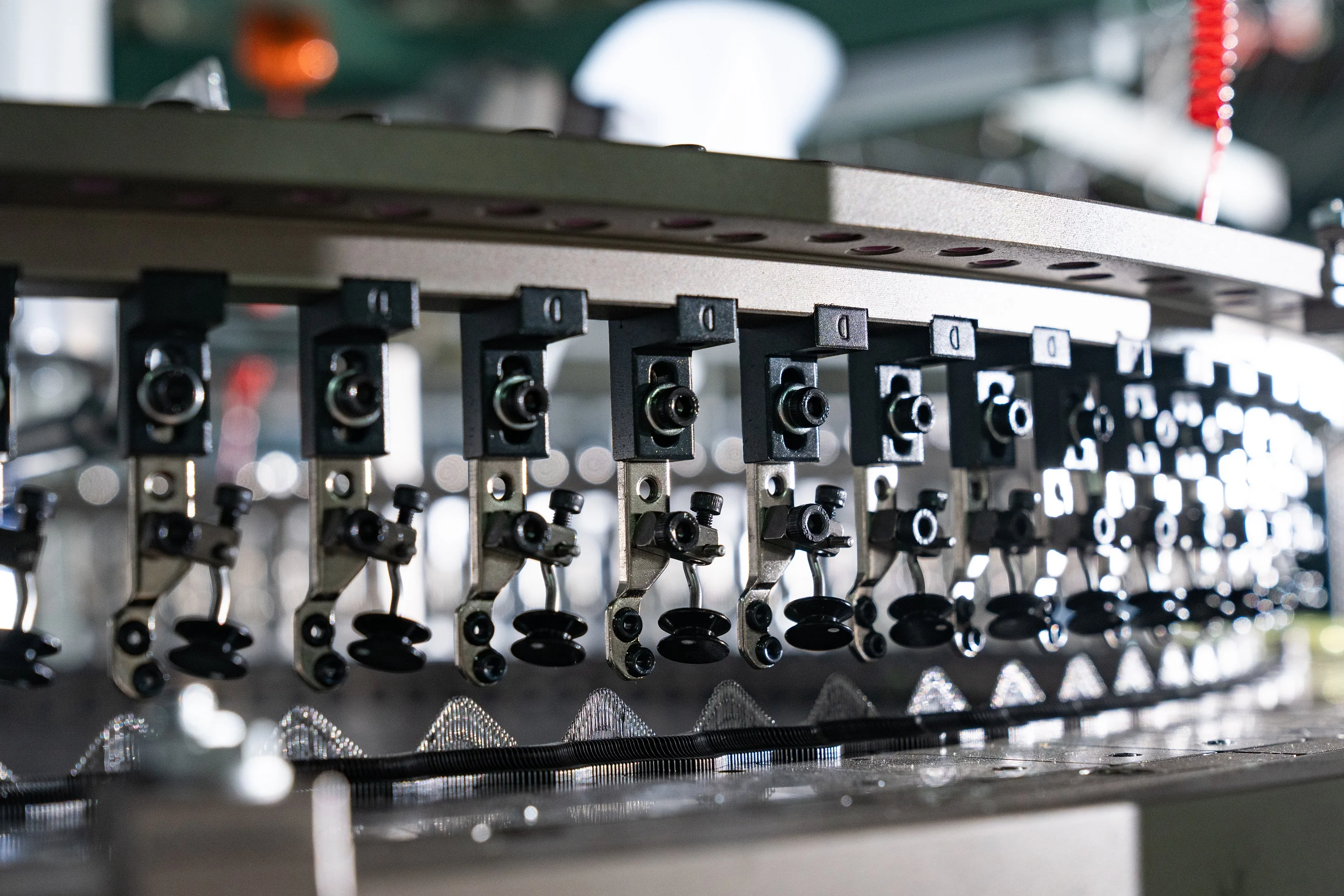 Leadsfon Open Width Italian Design Three Thread Fleece Single G001 Circular Knitting Machine with 32 Inch