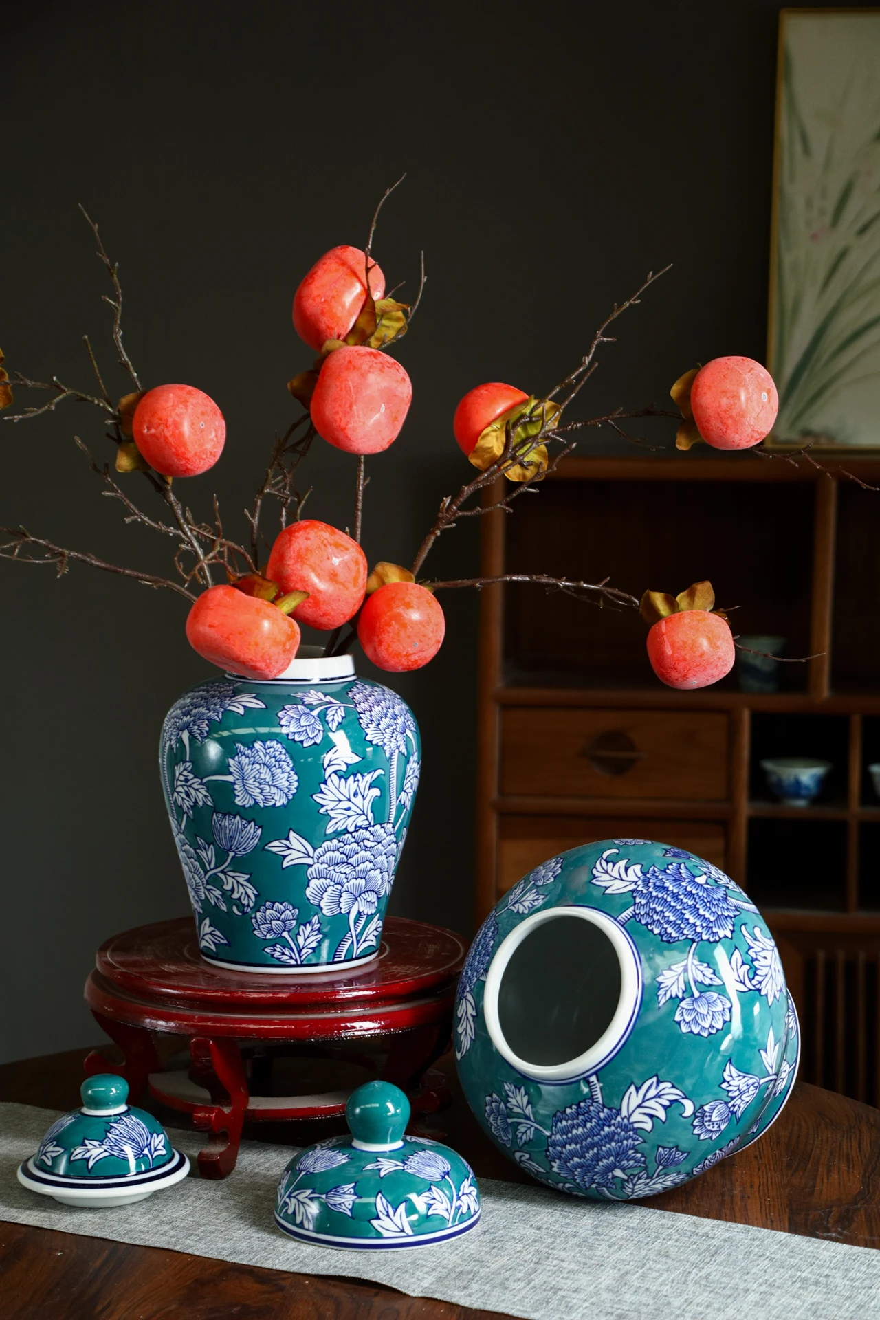 Mid Century Chinese Fleurs Porcelain Tabletop Vase Handmade Yellow Modern Design Home Decor Antique Traditional Style Weddings