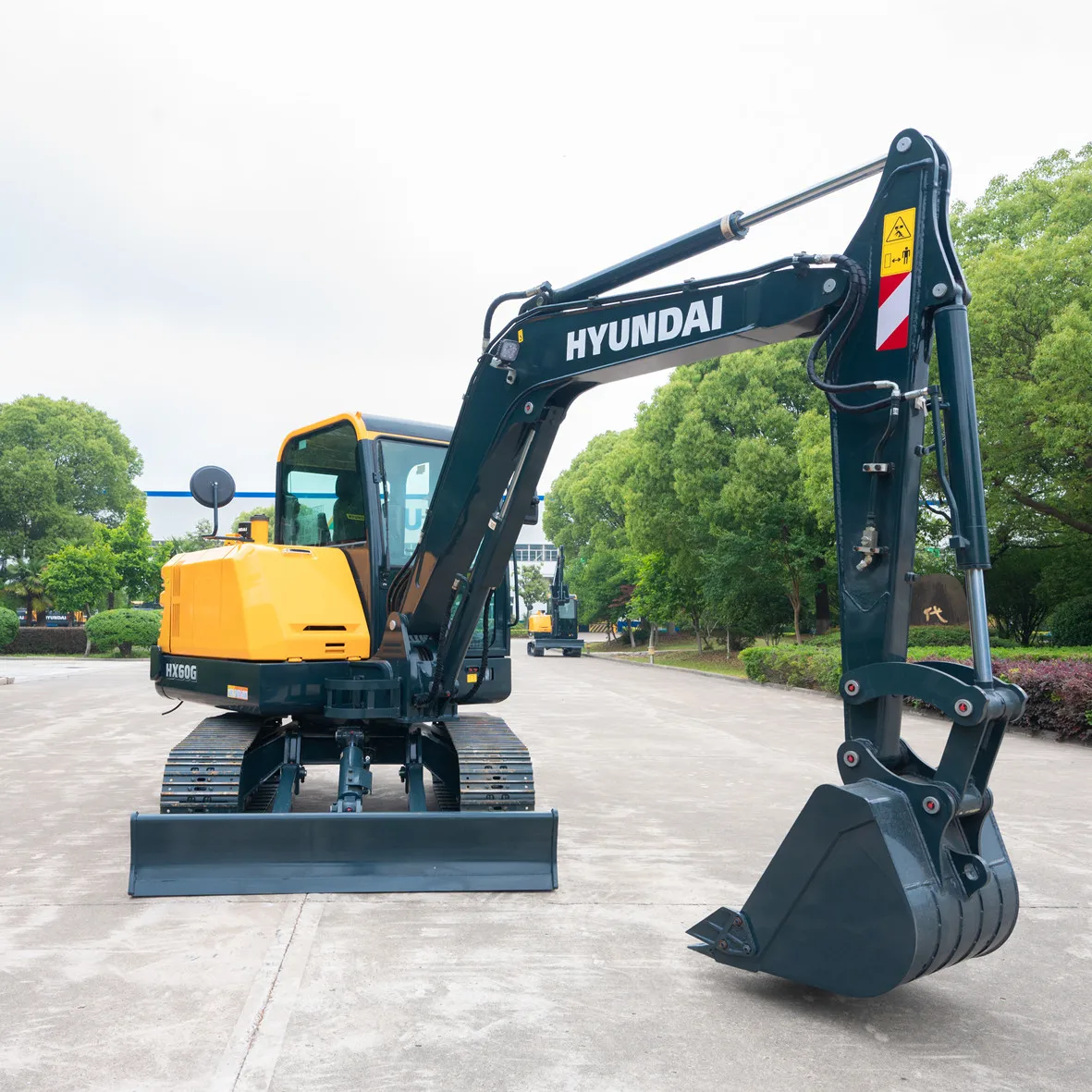 Cheap price new HYUNDAI mini crawler excavator 5 ton 6 ton 7 ton crawler excavator with low price