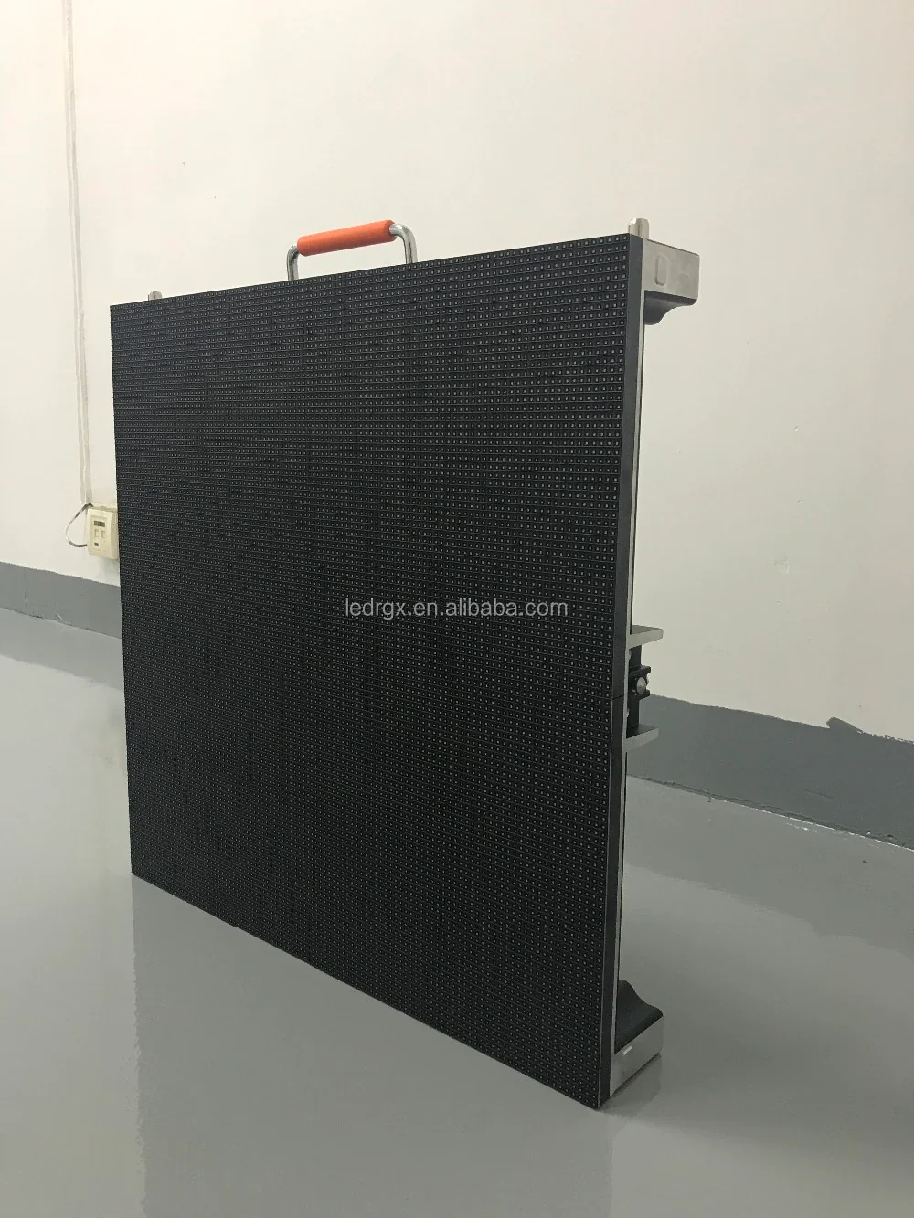 High Resolution LED Video Wall Panel Full Color Video LED Display Screen with  4x3 complete system plug and play