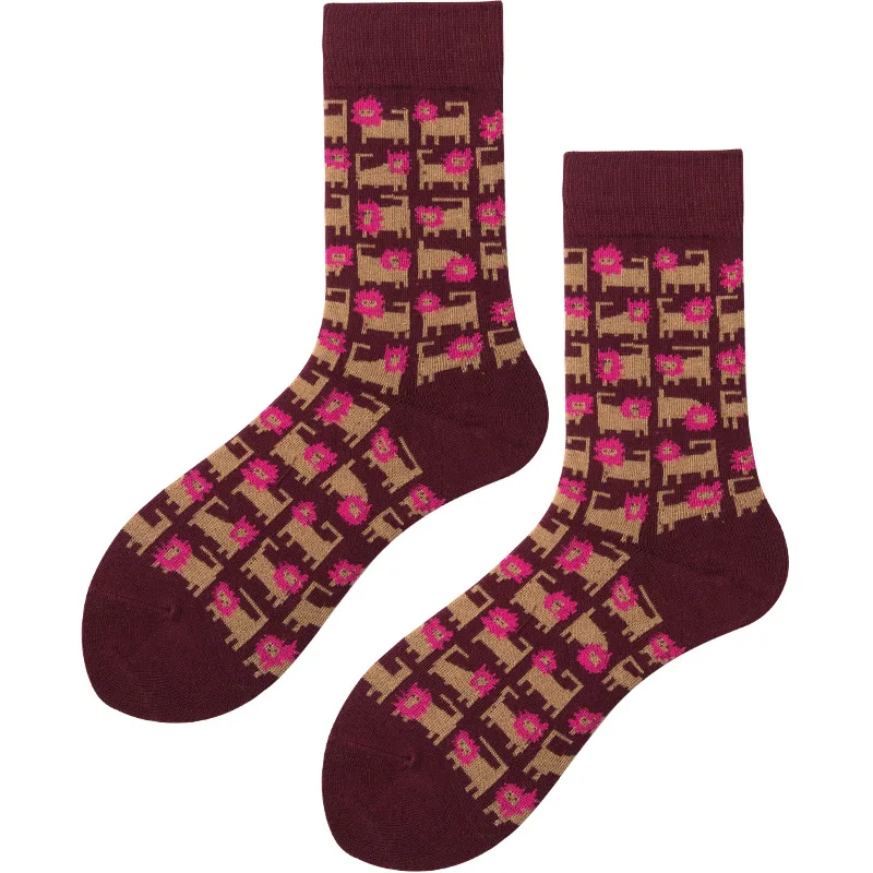 Ready to Ship Jacquard Crew Socks Fashionable Funny Cartoon Design Combed Cotton Knitted Novelty for Men and Women in Winter