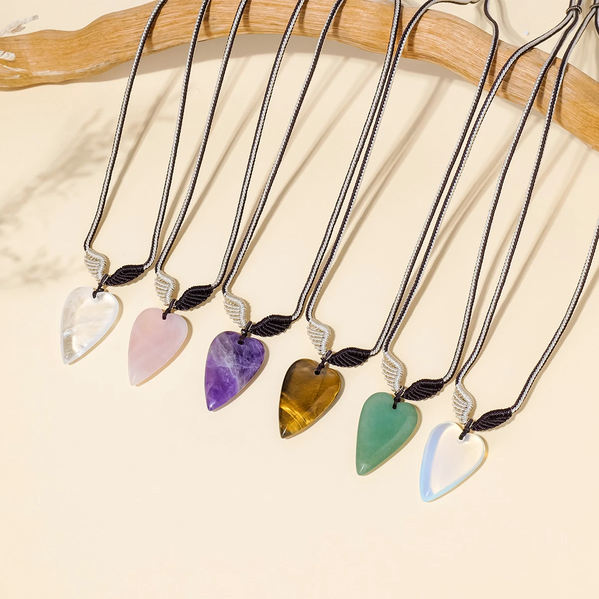 Wholesale Natural Heart With Braided Angel Wings Pendant Crystal Necklace Winged Heart Pendant Necklace Gift