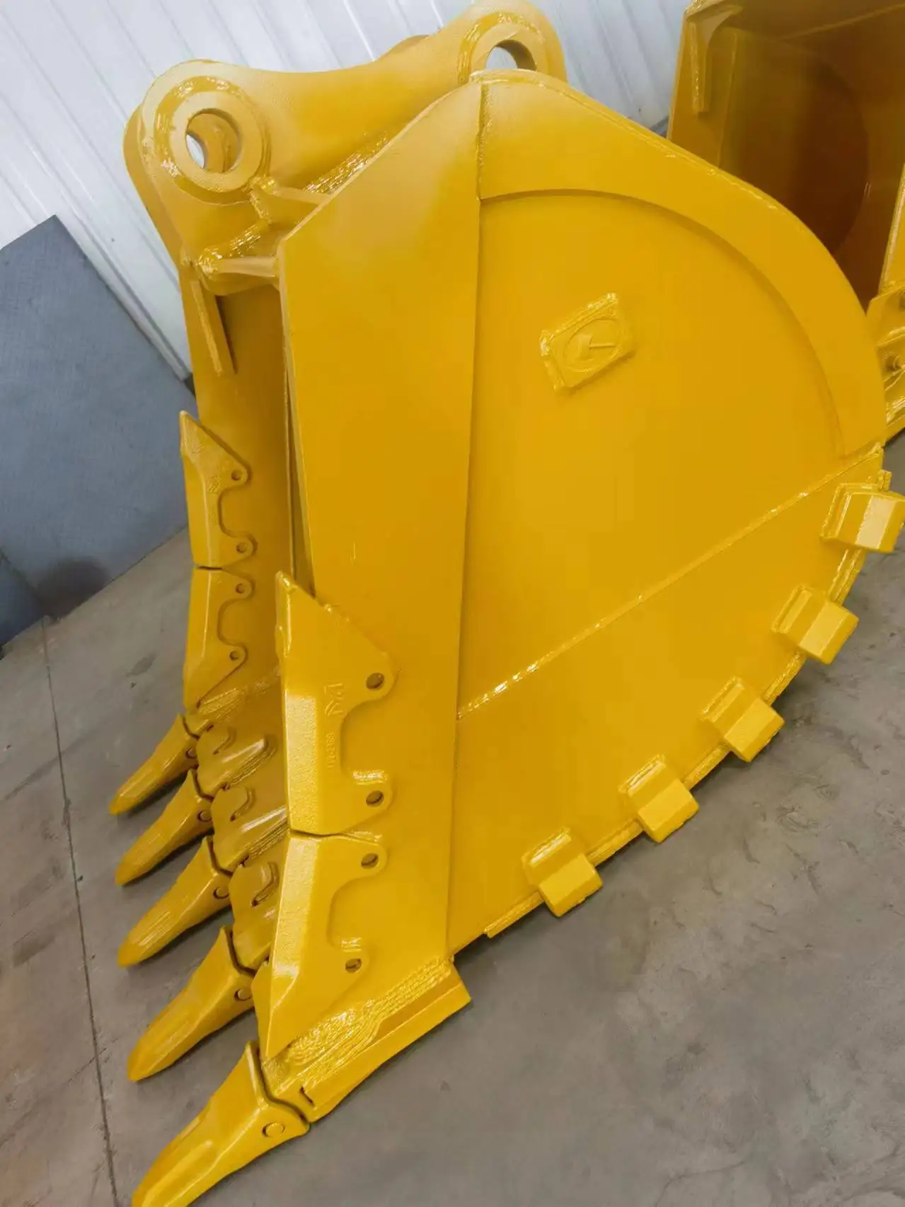 Xin Fenghua high quality and the best price cleaning bucket excavator mud bucket on mud bucket