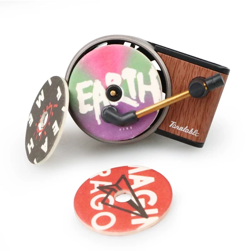 New arrival Turntable Car Fragrance Air Freshener Auto Record Player Flavoring in car With 3pcs Perfume Card