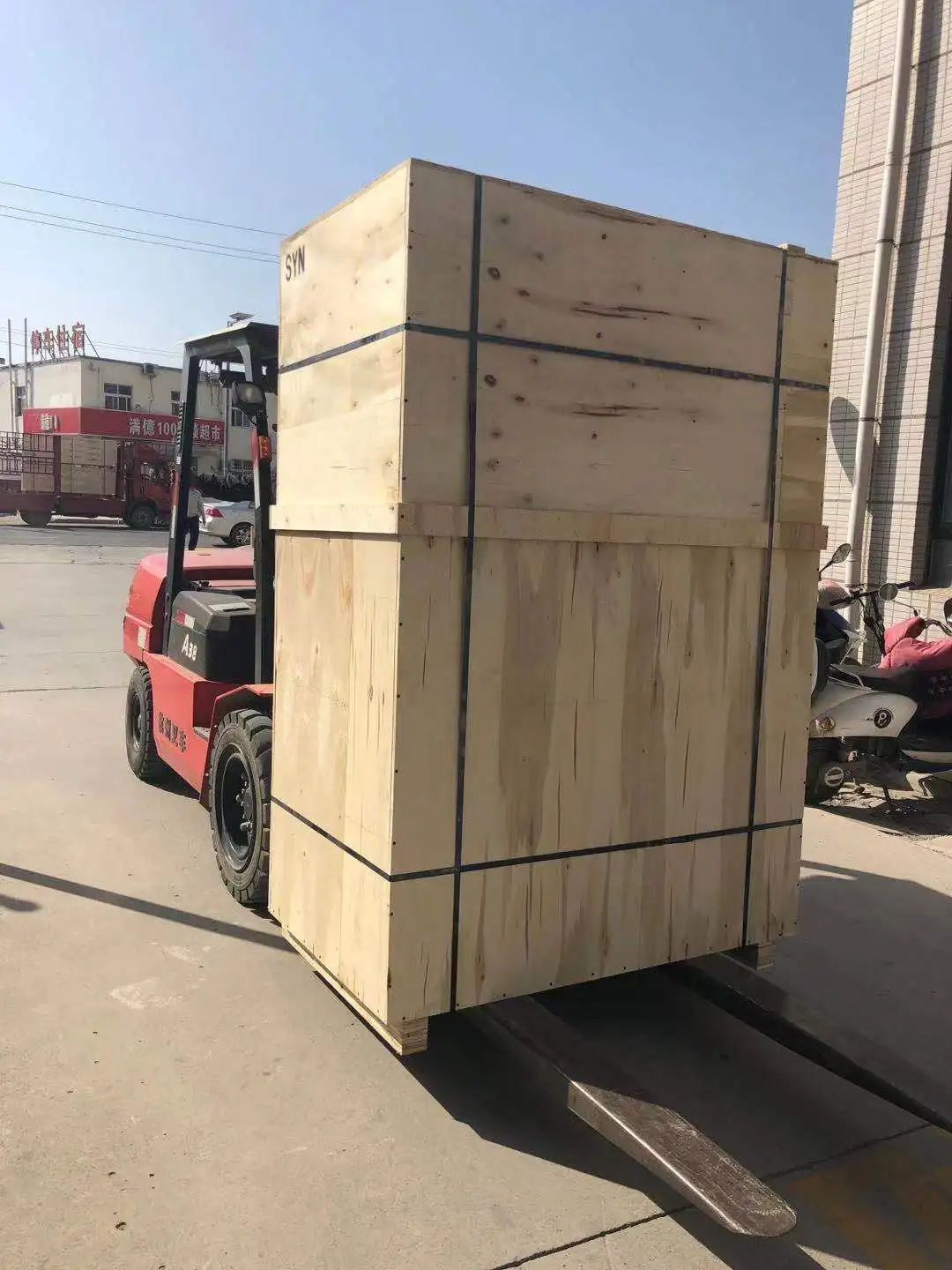 High Quality High Temperature  Electric Heating Glass Melting Furnace Small Industrial Furnace for Sale