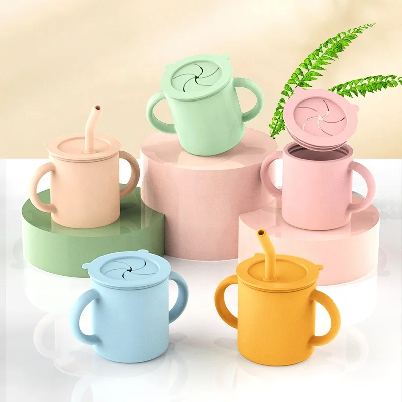 Customized 2023 Hot Sale Ecofriendly Silicone Baby Cup Non Spill Training Set Baby Silicone Straw Drink Cup For Toddler Baby