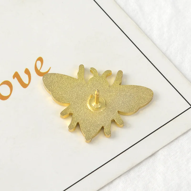 Bee Kind Save The Bees Inspirational Pins Collections Motivational Honey Bee Enamel Pin Quote Lapel Pin Brooches