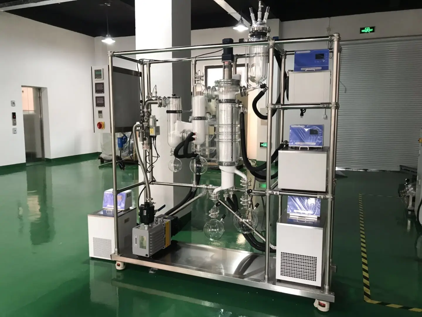 Short Path Fractional Distillation Yields Working Principle