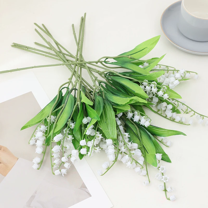 Wedding decoration artificial plants white bells flowers Wholesale holiday atmosphere layout supplies plastic simulation flowers